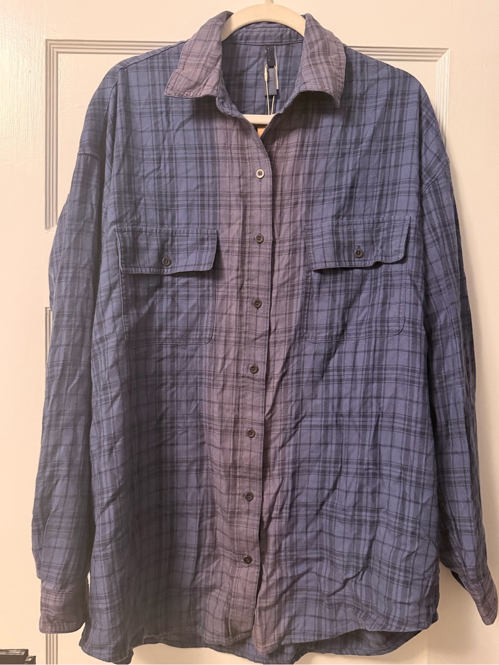 Skims Oversized Shirt Washed Flannel in Blue Sz Small NWT - Picture 2 of 5